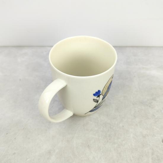 Кружка фарфоровая 420 мл Birds on branches Коралл (1/6) - 1